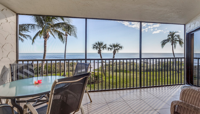 Sanibel 2 bedroom Vacation Rentals Sleeps Six Beachfront